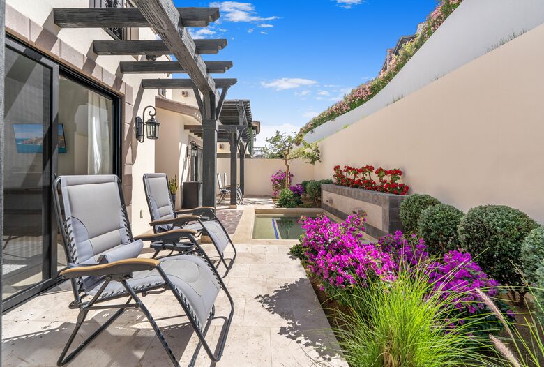 Elegant Oceanview Cabo Beach Villa with Rooftop Terrace & Club Access - Cabo San Lucas, Baja California Sur, Mexico