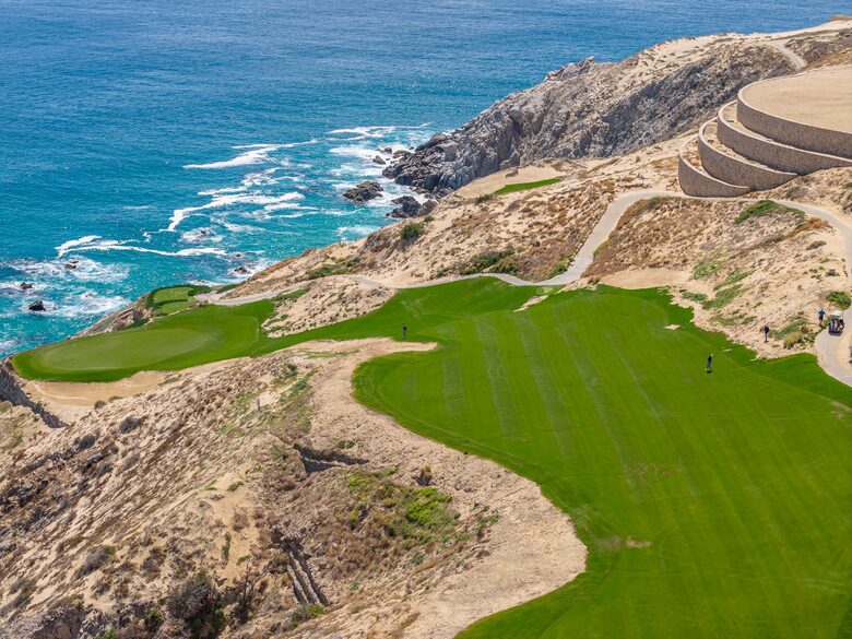 Elegant Oceanview Cabo Beach Villa with Rooftop Terrace & Club Access - Cabo San Lucas, Baja California Sur, Mexico