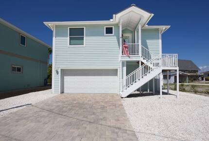 Sea La Vie - Fort Myers Beach, Florida