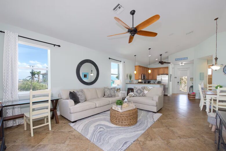 Sea La Vie - Fort Myers Beach, Florida