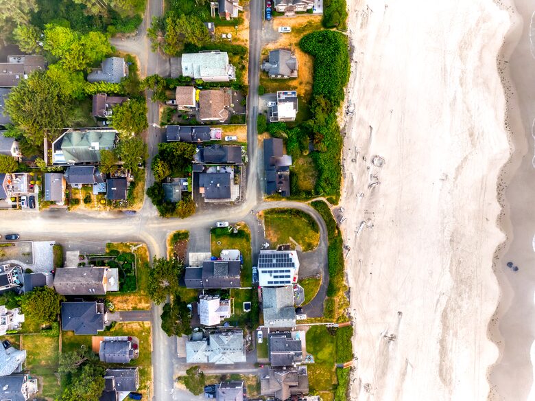 Coastal Cottage Retreat in the Heart of Cannon Beach - Cannon Beach, Oregon