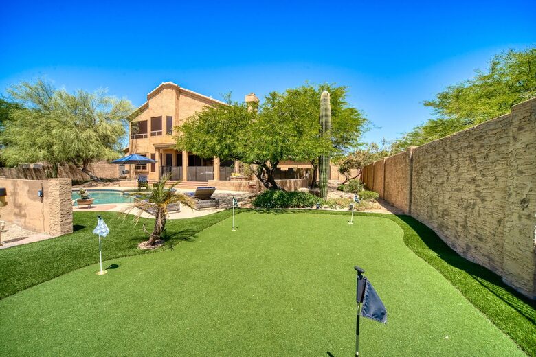 Tranquil Oasis with Putting Green & Outdoor Lounge - Scottsdale, Arizona