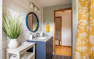 Cozy Comfort Near Downtown Portland - Portland, Oregon