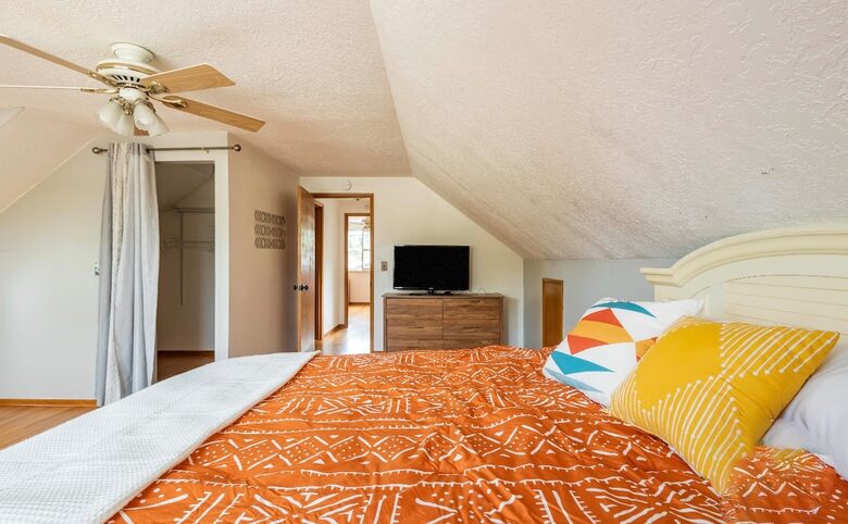 Cozy Comfort Near Downtown Portland - Portland, Oregon