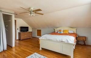 Cozy Comfort Near Downtown Portland - Portland, Oregon