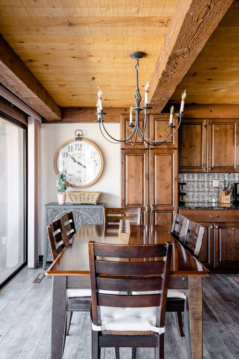 Well-Appointed Townhome Overlooking Dillon Reservoir - Silverthorne, Colorado