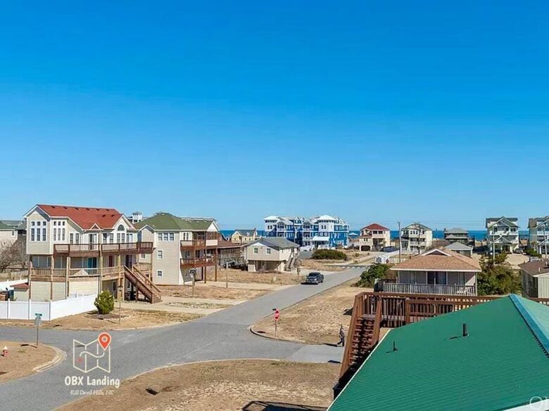 Charming Beach Retreat Near the Heart of the Outer Banks - Kill Devil Hills, North Carolina