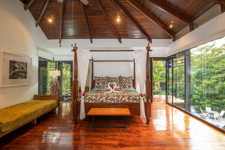 The Glass House at Manuel Antonio - Quepos, Costa Rica