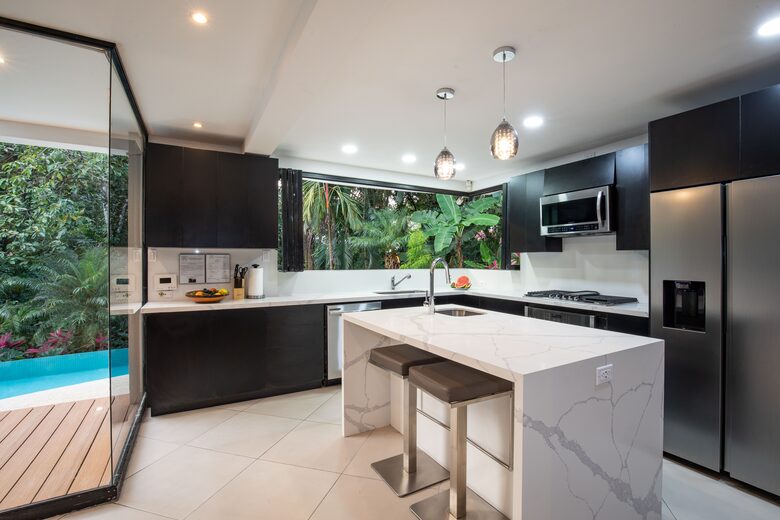 The Glass House at Manuel Antonio - Quepos, Costa Rica