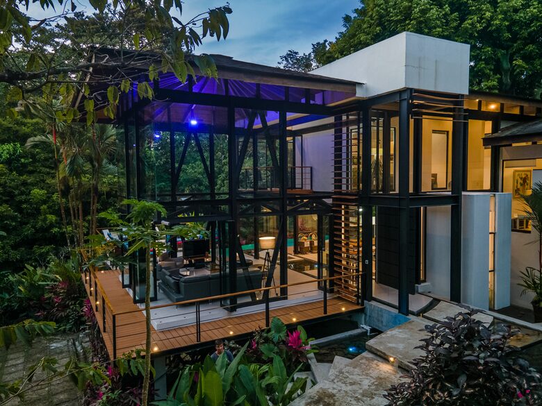 The Glass House at Manuel Antonio - Quepos, Costa Rica