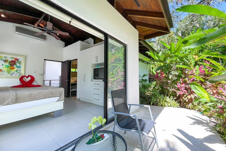 The Glass House at Manuel Antonio - Quepos, Costa Rica
