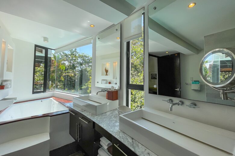 The Glass House at Manuel Antonio - Quepos, Costa Rica