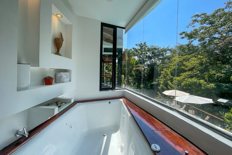 The Glass House at Manuel Antonio - Quepos, Costa Rica