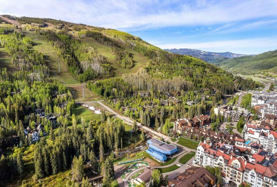 Lionshead Village Residence - Just Steps to the Gondola - Vail, Colorado