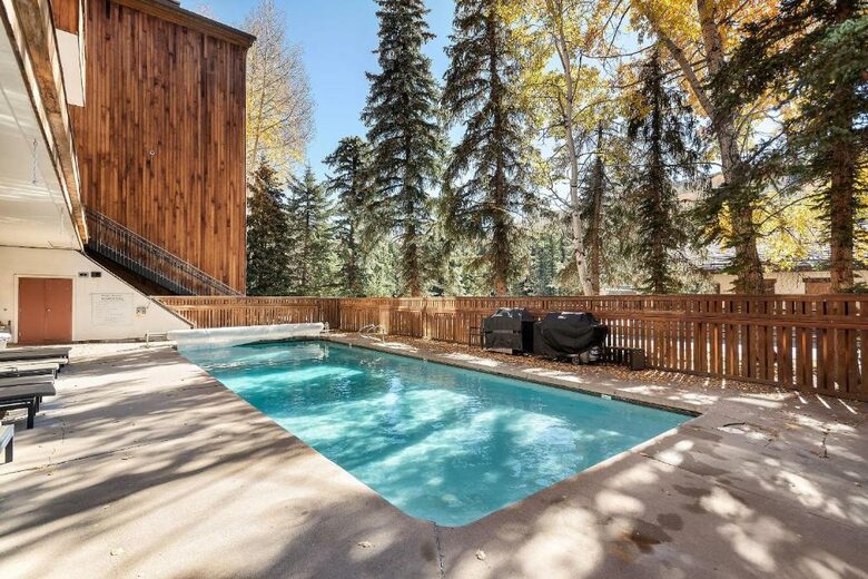 Lionshead Village Residence - Just Steps to the Gondola - Vail, Colorado