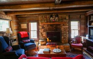 Blue Ridge Retreat in Historic Valle Crucis - Banner Elk, North Carolina