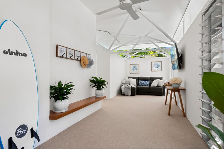 Luxury Tree-Top Retreat in Noosa’s Prestigious Little Cove - Noosa Heads, Australia