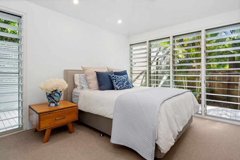 Luxury Tree-Top Retreat in Noosa’s Prestigious Little Cove - Noosa Heads, Australia
