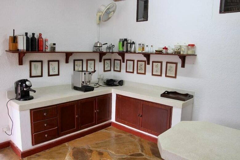 Elegant Beachside Retreat with Private Pool - Malindi, Kenya