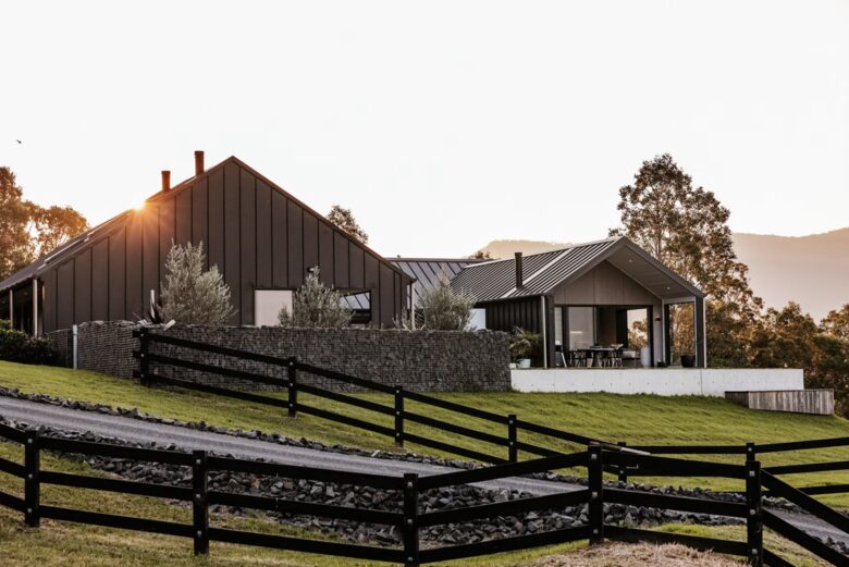 Valley Elegance on 60 Acres - Kangaroo Valley, Australia