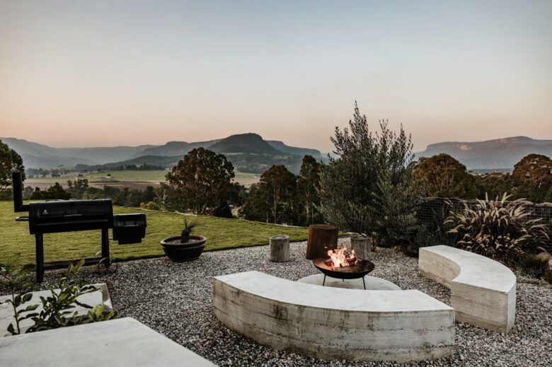 Valley Elegance on 60 Acres - Kangaroo Valley, Australia