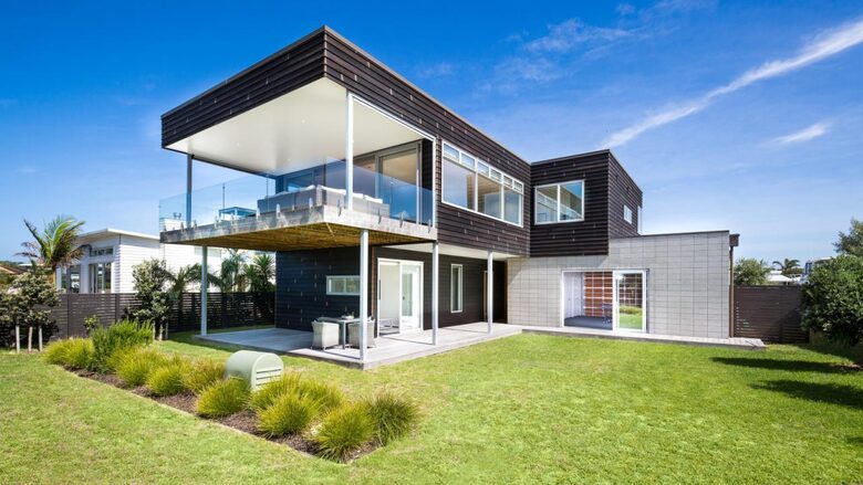 Elevated Beachside Living in Omaha - Omaha, New Zealand