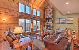 Cozy Cabin Retreat Near Snowshoe Mountain - Slatyfork, West Virginia