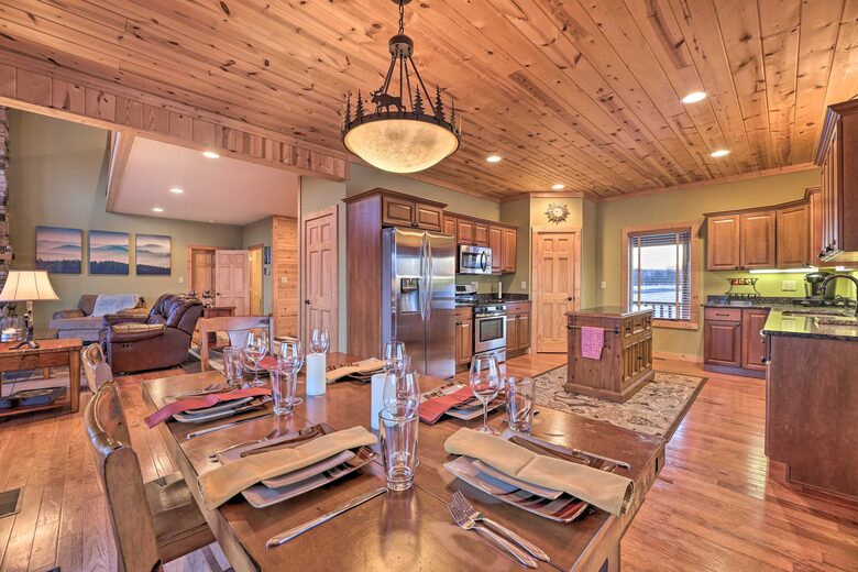 Cozy Cabin Retreat Near Snowshoe Mountain - Slatyfork, West Virginia