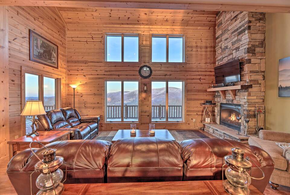 Cozy Cabin Retreat Near Snowshoe Mountain - Slatyfork, West Virginia