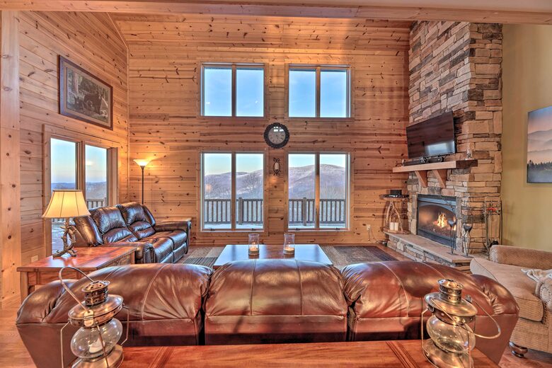 Cozy Cabin Retreat Near Snowshoe Mountain - Slatyfork, West Virginia
