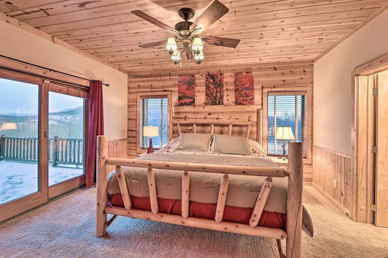 Cozy Cabin Retreat Near Snowshoe Mountain - Slatyfork, West Virginia