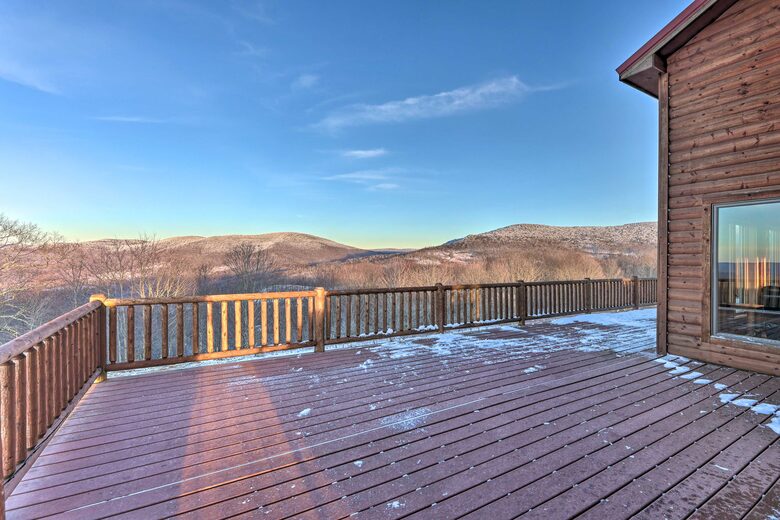 Cozy Cabin Retreat Near Snowshoe Mountain - Slatyfork, West Virginia