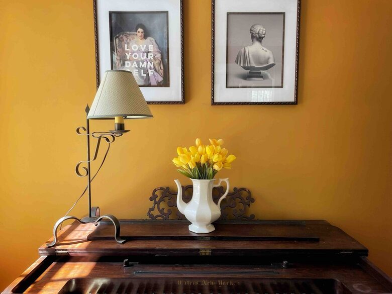 Timeless Charm on 14 Private Acres in Montgomery - Montgomery, Vermont