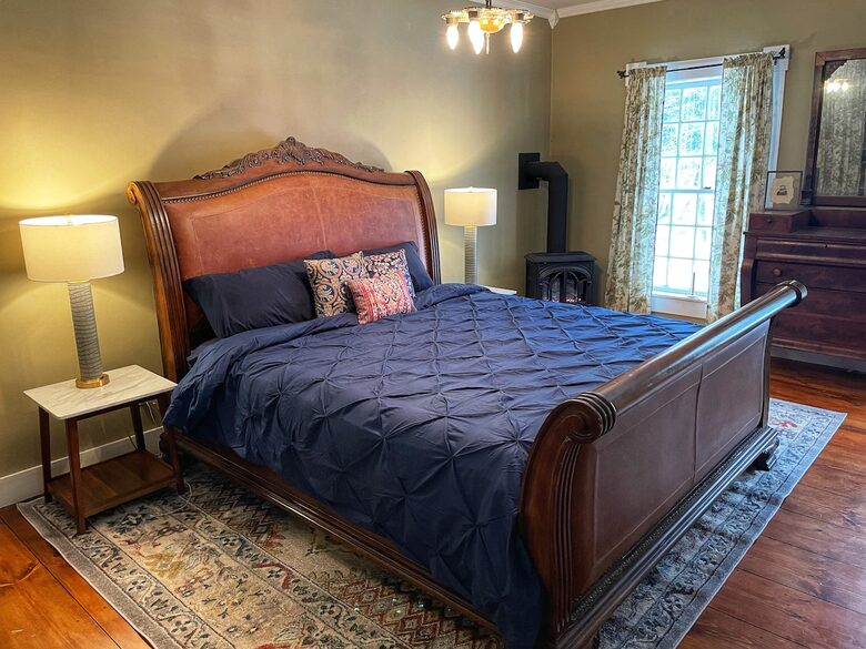 Timeless Charm on 14 Private Acres in Montgomery - Montgomery, Vermont
