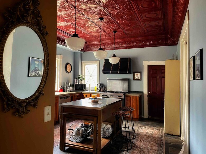 Timeless Charm on 14 Private Acres in Montgomery - Montgomery, Vermont
