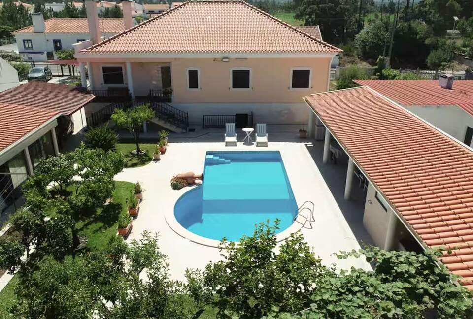 Family Villa with Private Pool Near Santo André Lagoon - Brescos, Santo André, Portugal
