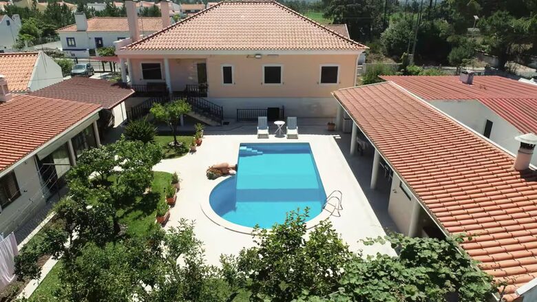 Family Villa with Private Pool Near Santo André Lagoon - Brescos, Santo André, Portugal