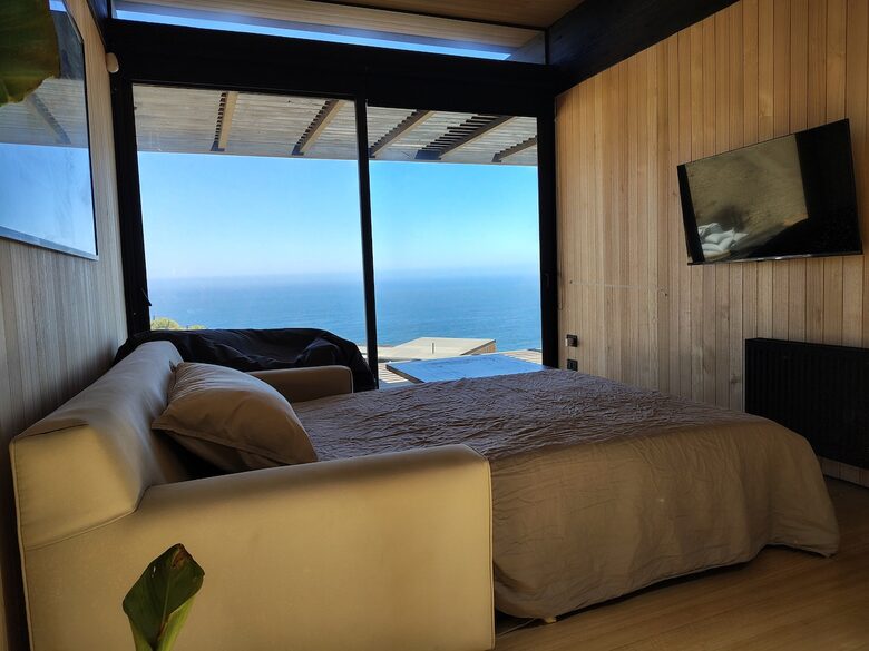 Harmonious Triangle House with Ocean Views in Matanzas - Navidad, Chile