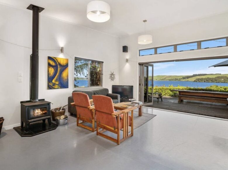 Peaceful Bush Retreat with Water Views - Rotorua, New Zealand