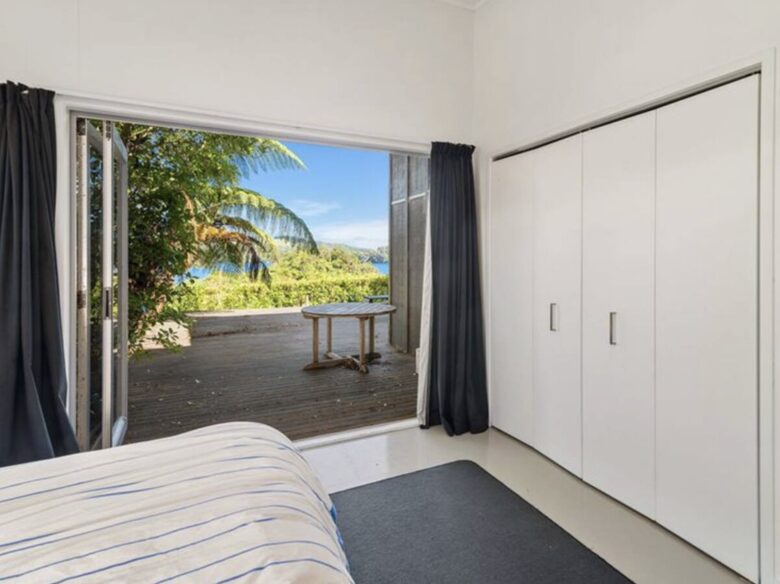 Peaceful Bush Retreat with Water Views - Rotorua, New Zealand