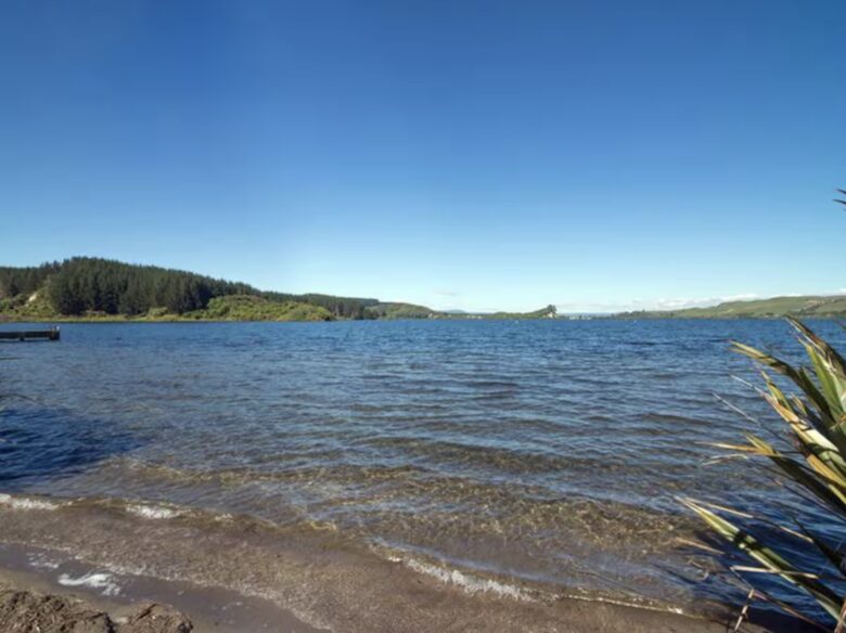 Peaceful Bush Retreat with Water Views - Rotorua, New Zealand