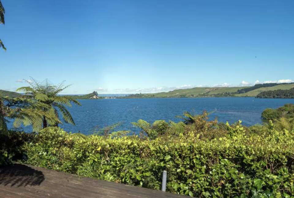 Peaceful Bush Retreat with Water Views - Rotorua, New Zealand