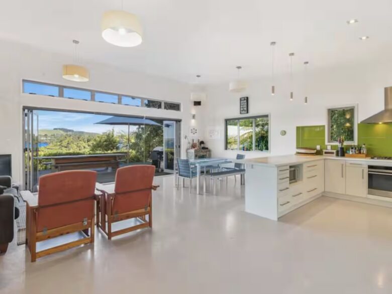 Peaceful Bush Retreat with Water Views - Rotorua, New Zealand