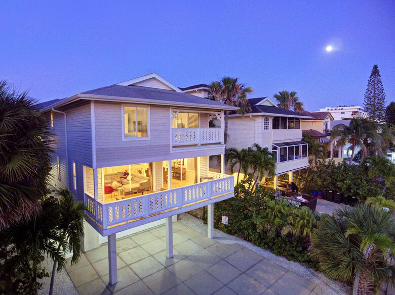 Sophisticated Siesta Key Retreat with Resort Pool - Sarasota, Florida
