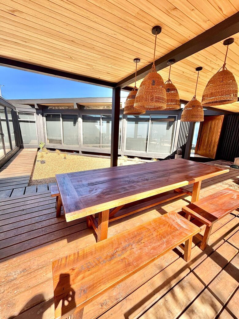Harmonious Triangle House with Ocean Views in Matanzas - Navidad, Chile