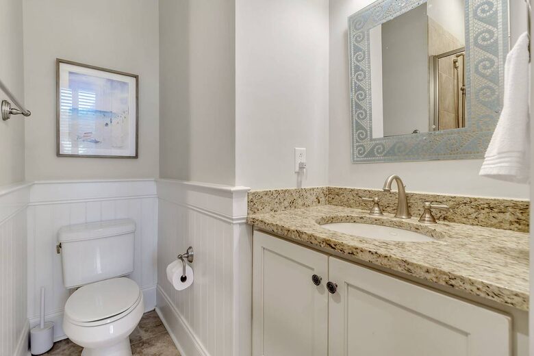 Aprés Sea! Private Resort Living Steps from the Shore - Isle of Palms, South Carolina