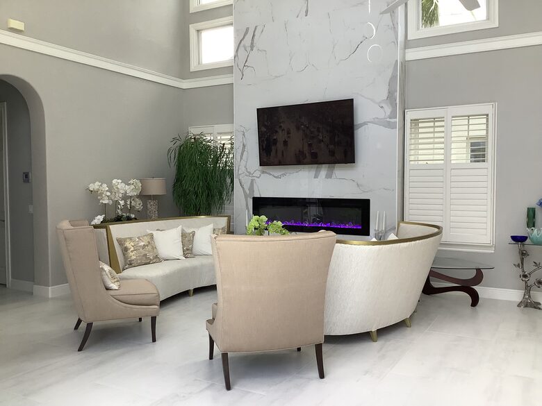 Elegant Estate with Private Dock & Golf Access in Naples - Naples, Florida