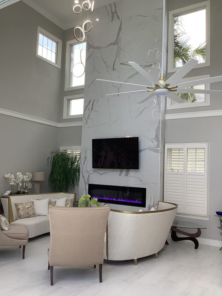Elegant Estate with Private Dock & Golf Access in Naples - Naples, Florida
