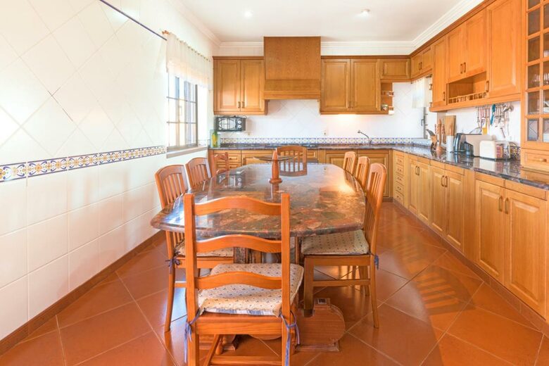Family Villa with Private Pool Near Santo André Lagoon - Brescos, Santo André, Portugal