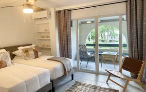Elegant Coastal Living with Resort-Style Amenities - St Thomas, Virgin Islands, U.S.